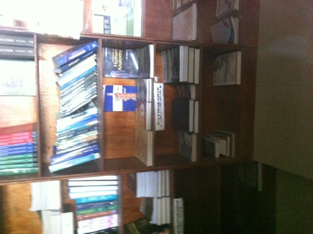 المكتبة
